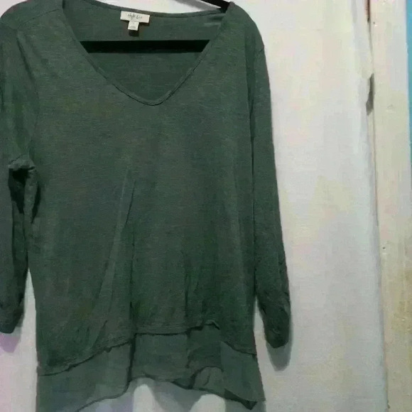 style and Co. moss/ army green top lightweight layered top long sleeve size L - Picture 1 of 5